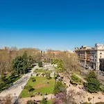 Vittorio Luxury Panoramic Apartment *