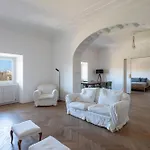Vittorio Luxury Panoramic Rom