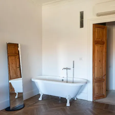 Vittorio Luxury Panoramic *