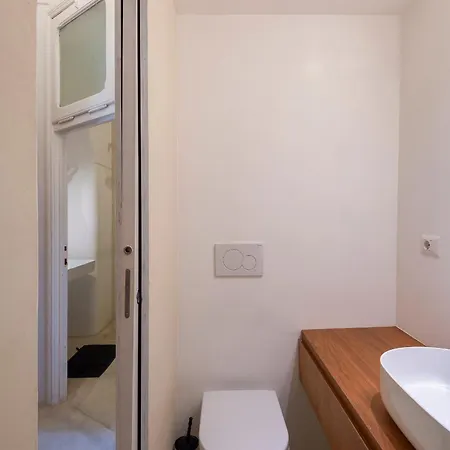 Vittorio Luxury Panoramic