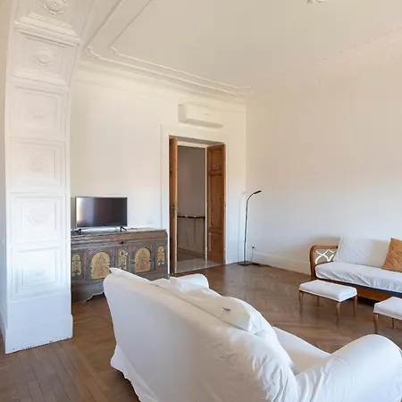 Vittorio Luxury Panoramic Апартаменты *