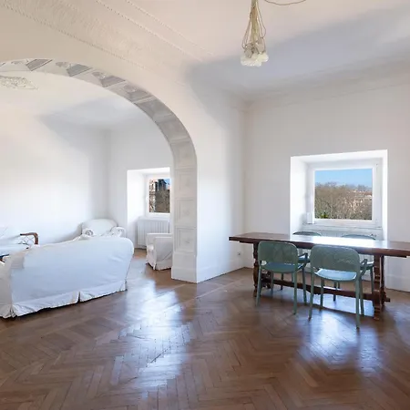 Vittorio Luxury Panoramic *